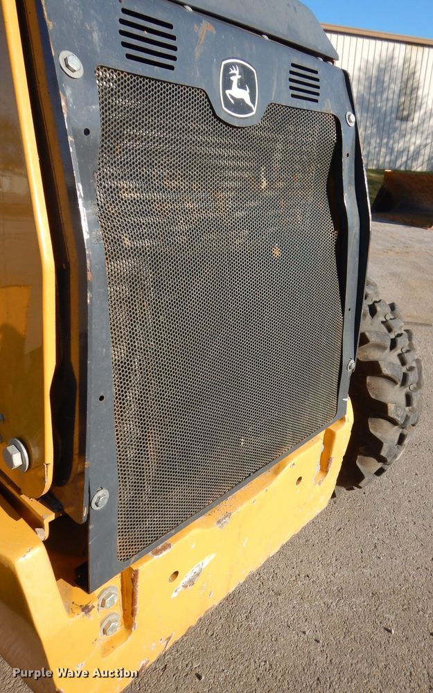 image for item DH2684 2015 John Deere 310SK backhoe