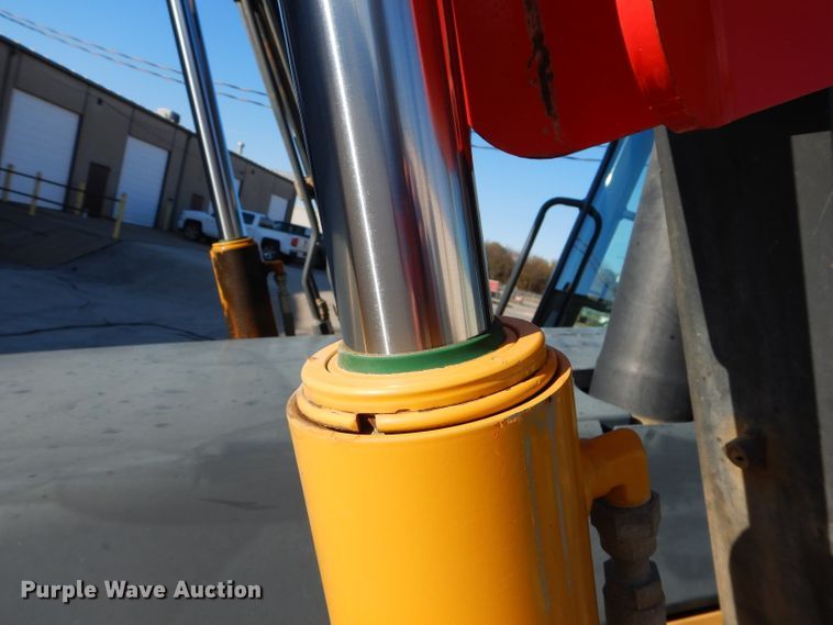 image for item DH2684 2015 John Deere 310SK backhoe