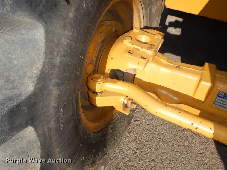 image for item DH2684 2015 John Deere 310SK backhoe