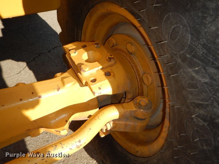 image for item DH2684 2015 John Deere 310SK backhoe