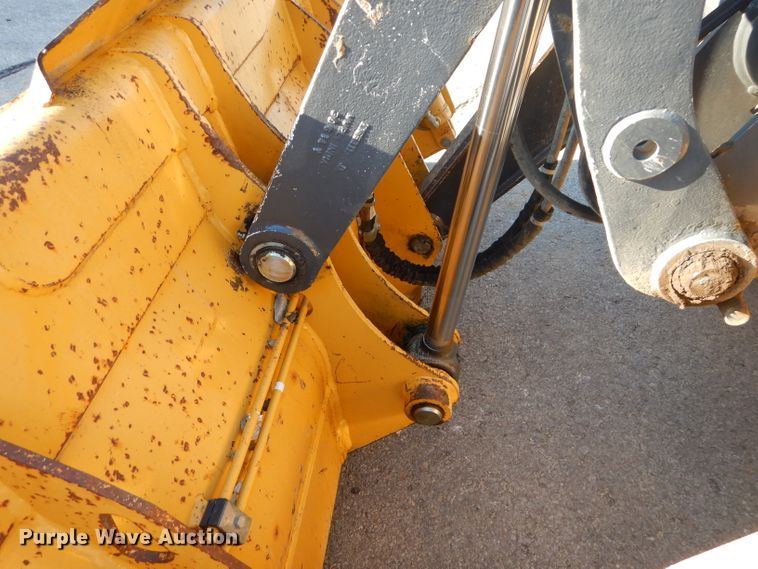 image for item DH2684 2015 John Deere 310SK backhoe