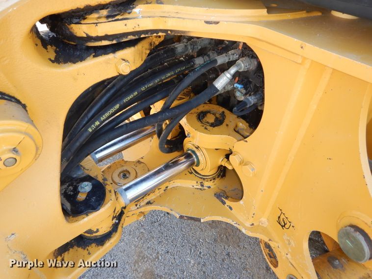 image for item DH2684 2015 John Deere 310SK backhoe