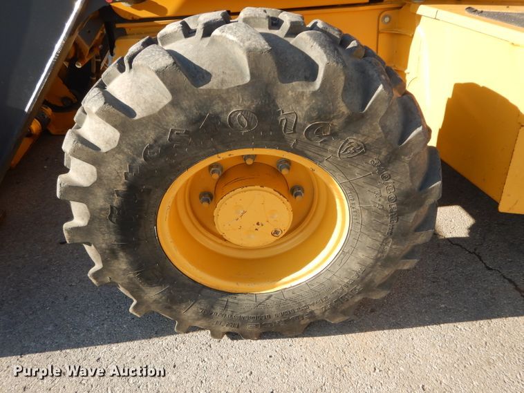 image for item DH2684 2015 John Deere 310SK backhoe