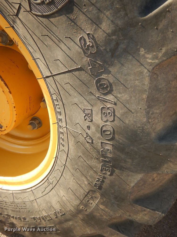 image for item DH2684 2015 John Deere 310SK backhoe