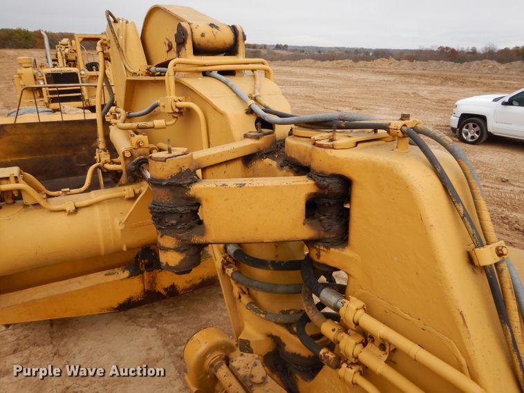 image for item DH2685 1967 Caterpillar 621 conventional scraper