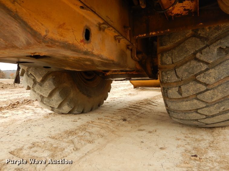 image for item DH2685 1967 Caterpillar 621 conventional scraper