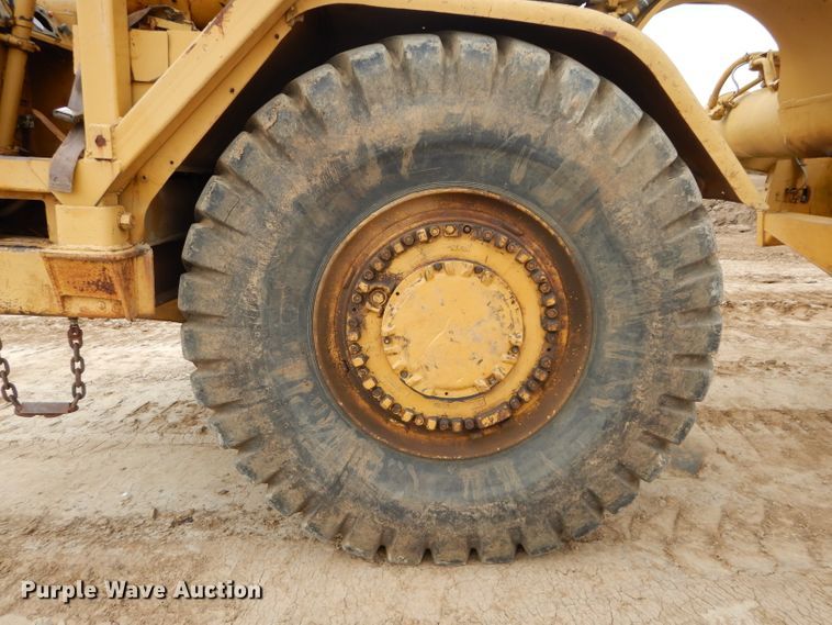 image for item DH2685 1967 Caterpillar 621 conventional scraper