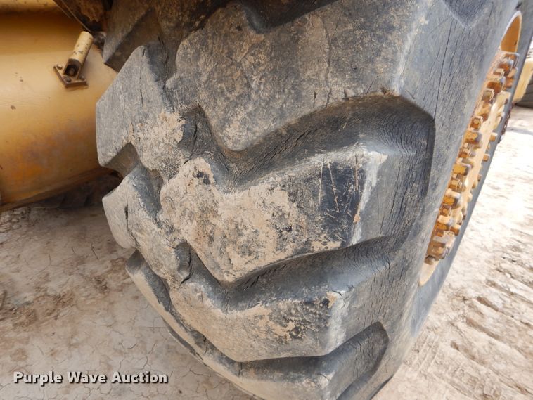 image for item DH2685 1967 Caterpillar 621 conventional scraper