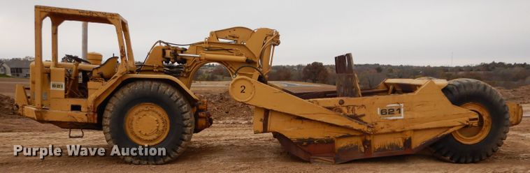 image for item DH2686 1970 Caterpillar 621 conventional scraper