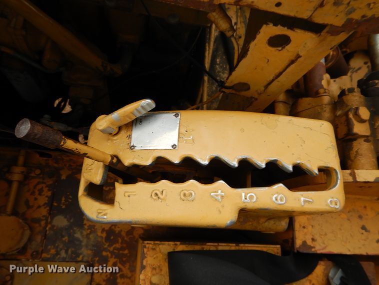 image for item DH2686 1970 Caterpillar 621 conventional scraper