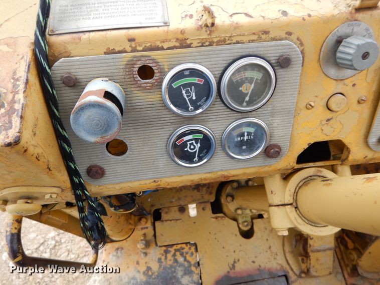 image for item DH2686 1970 Caterpillar 621 conventional scraper