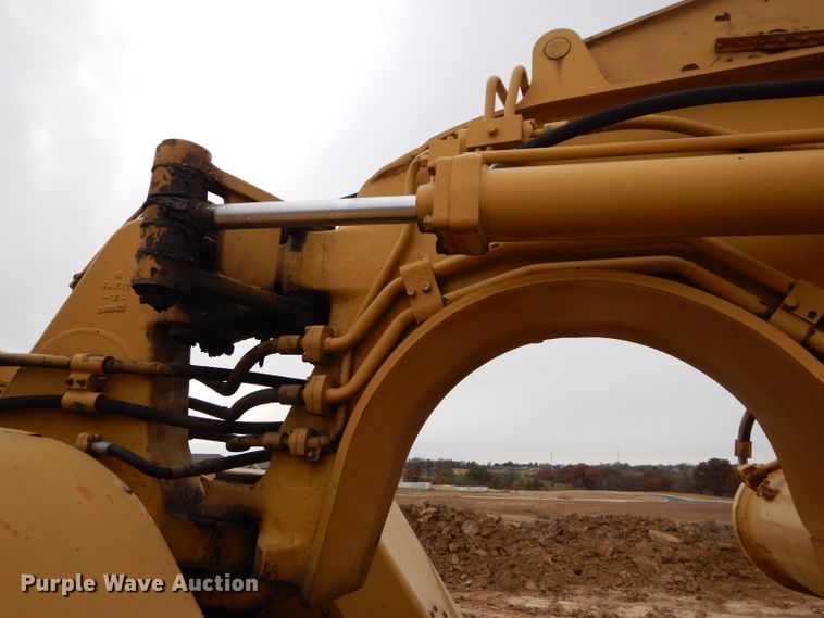 image for item DH2686 1970 Caterpillar 621 conventional scraper