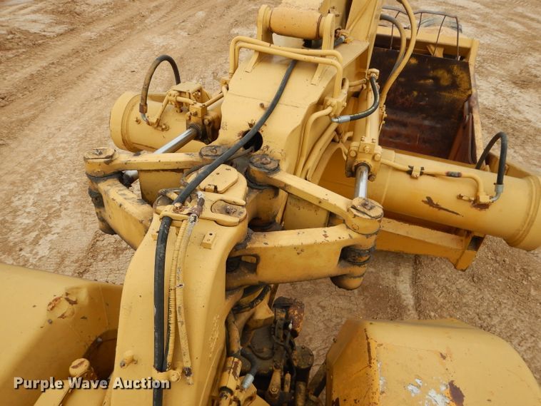 image for item DH2686 1970 Caterpillar 621 conventional scraper