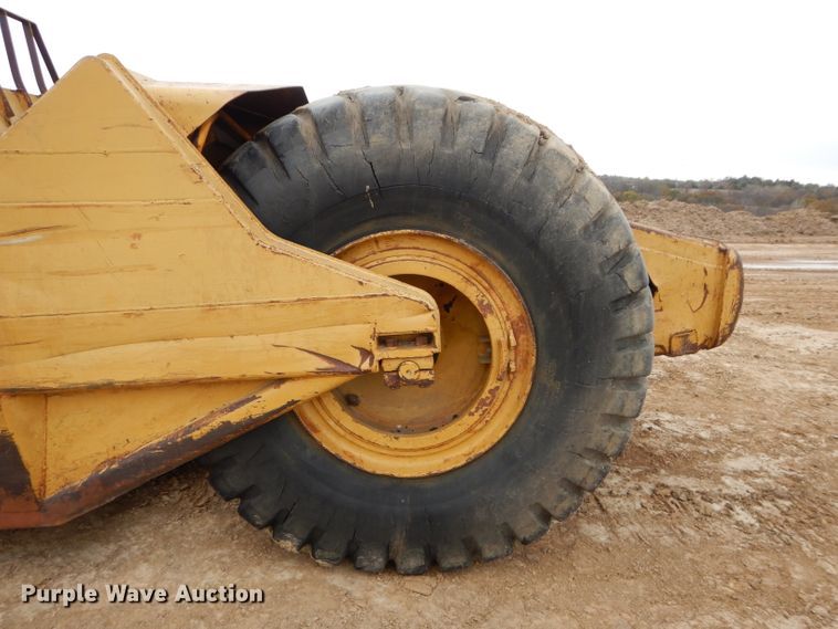 image for item DH2686 1970 Caterpillar 621 conventional scraper