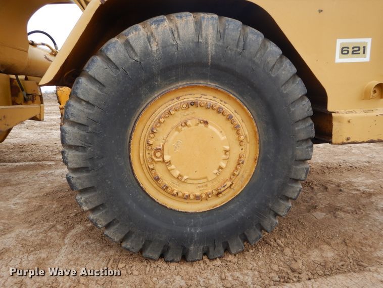 image for item DH2686 1970 Caterpillar 621 conventional scraper