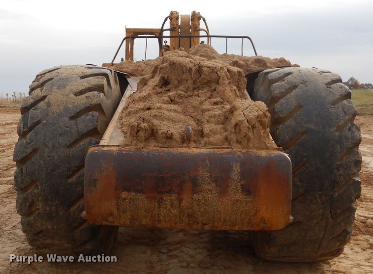 image for item DH2687 1970 Caterpillar 621 conventional scraper