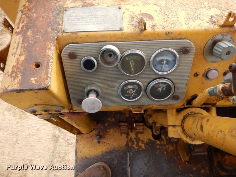 image for item DH2687 1970 Caterpillar 621 conventional scraper