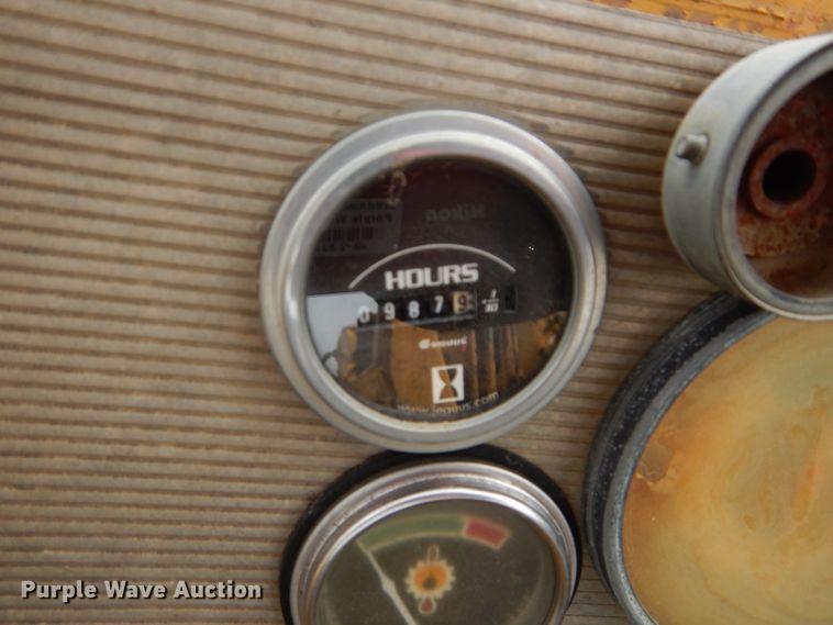 image for item DH2687 1970 Caterpillar 621 conventional scraper