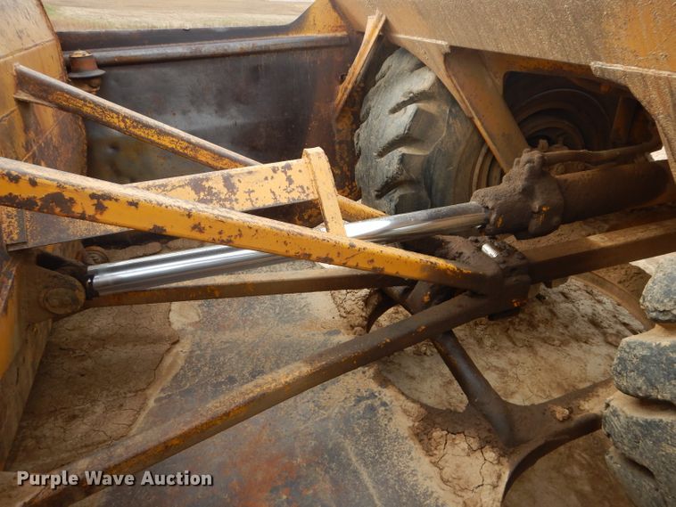 image for item DH2687 1970 Caterpillar 621 conventional scraper