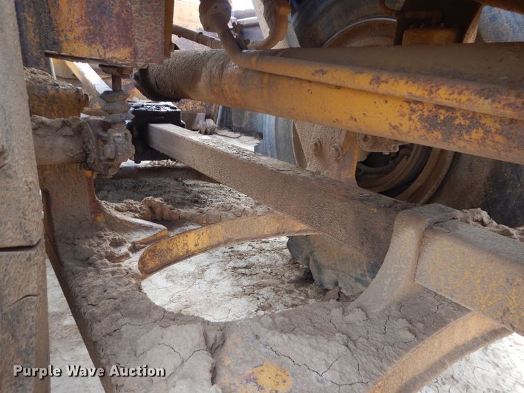 image for item DH2687 1970 Caterpillar 621 conventional scraper