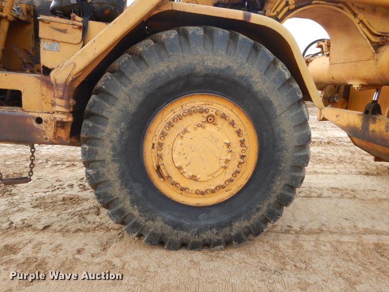 image for item DH2687 1970 Caterpillar 621 conventional scraper