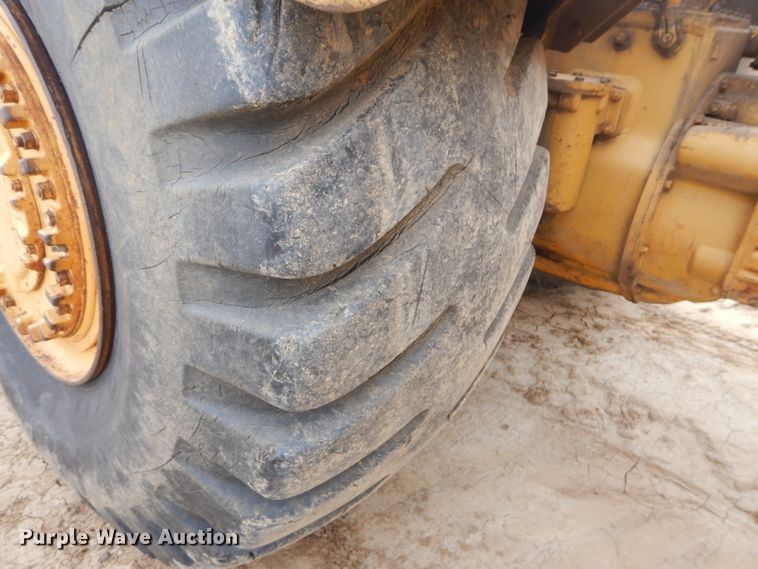 image for item DH2687 1970 Caterpillar 621 conventional scraper