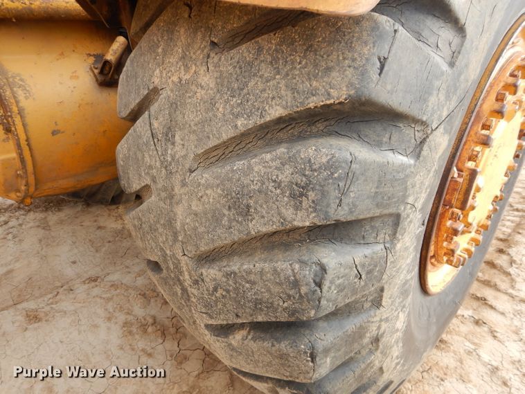 image for item DH2687 1970 Caterpillar 621 conventional scraper