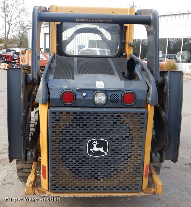 image for item DH2705 2013 John Deere 318D skid steer