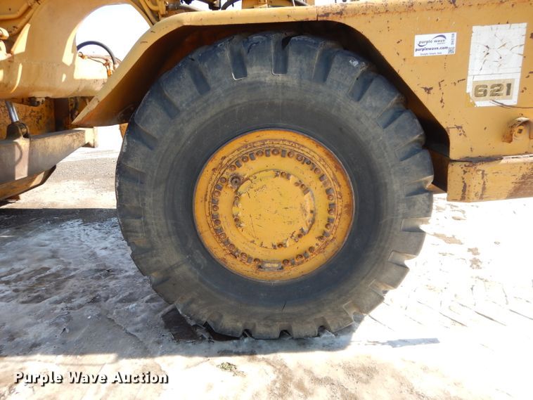 image for item DH2709 1969 Caterpillar 621 conventional scraper