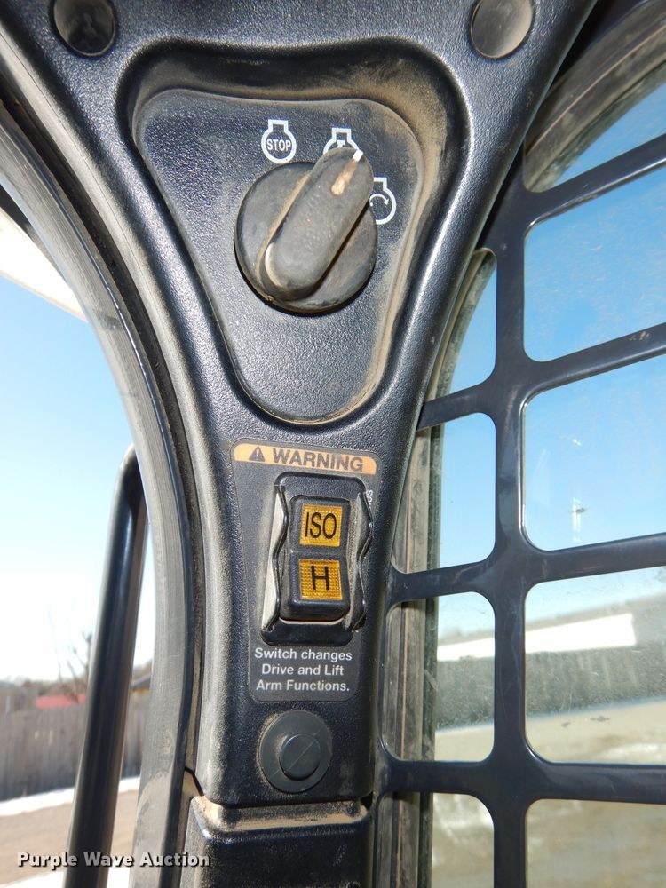 image for item DH2710 2014 Bobcat T770 skid steer