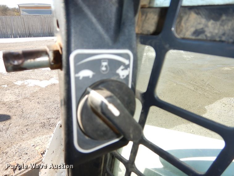 image for item DH2710 2014 Bobcat T770 skid steer