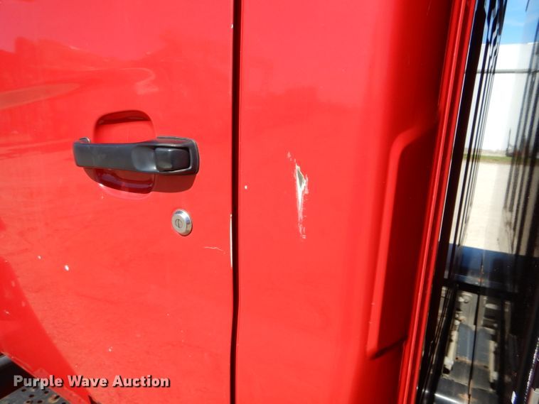 image for item DH6174 2006 Hino 268 flatbed truck