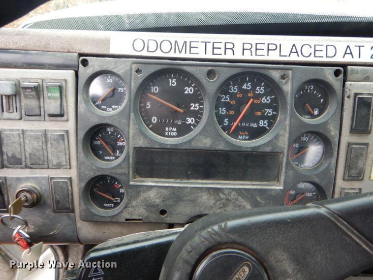 image for item DH6756 2000 Freightliner FL70 utility bed truck with crane