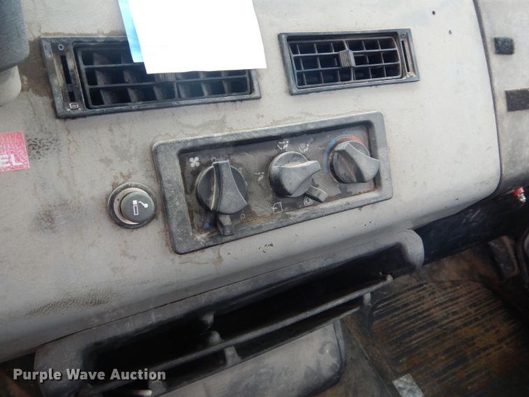 image for item DH6756 2000 Freightliner FL70 utility bed truck with crane