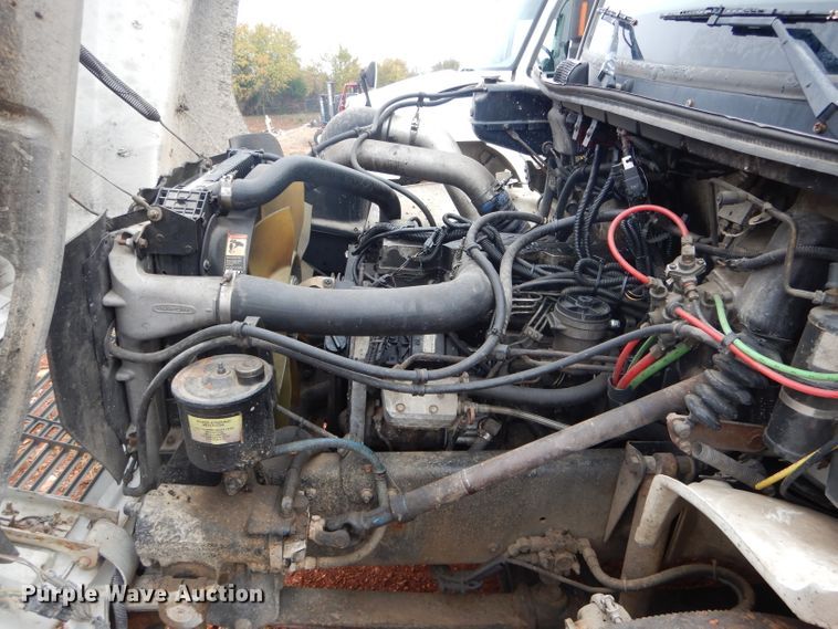 image for item DH6756 2000 Freightliner FL70 utility bed truck with crane