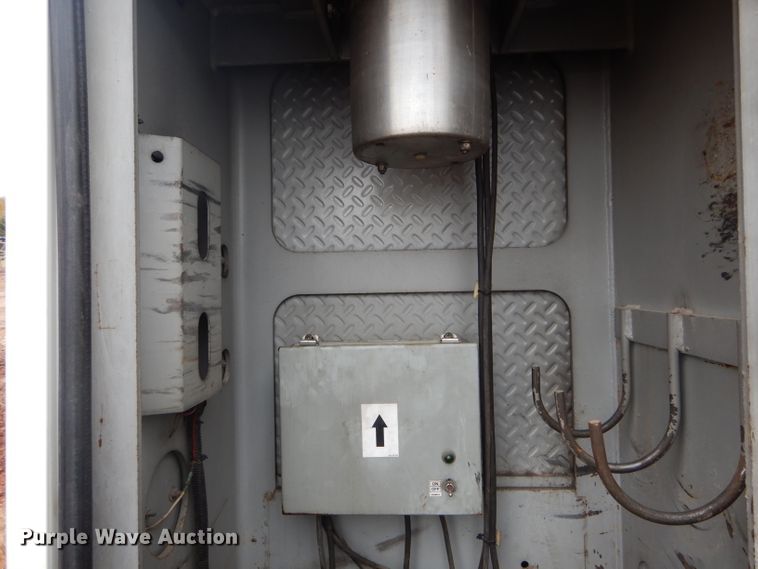 image for item DH6756 2000 Freightliner FL70 utility bed truck with crane