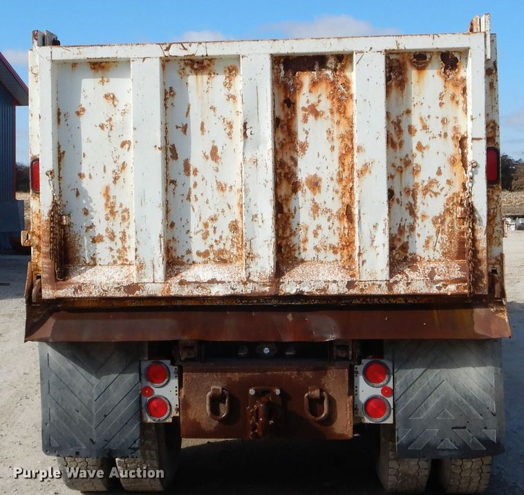 image for item DH6790 2001 Mack CX613 dump truck