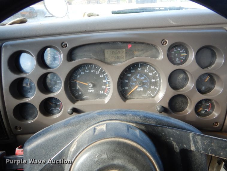 image for item DH6790 2001 Mack CX613 dump truck