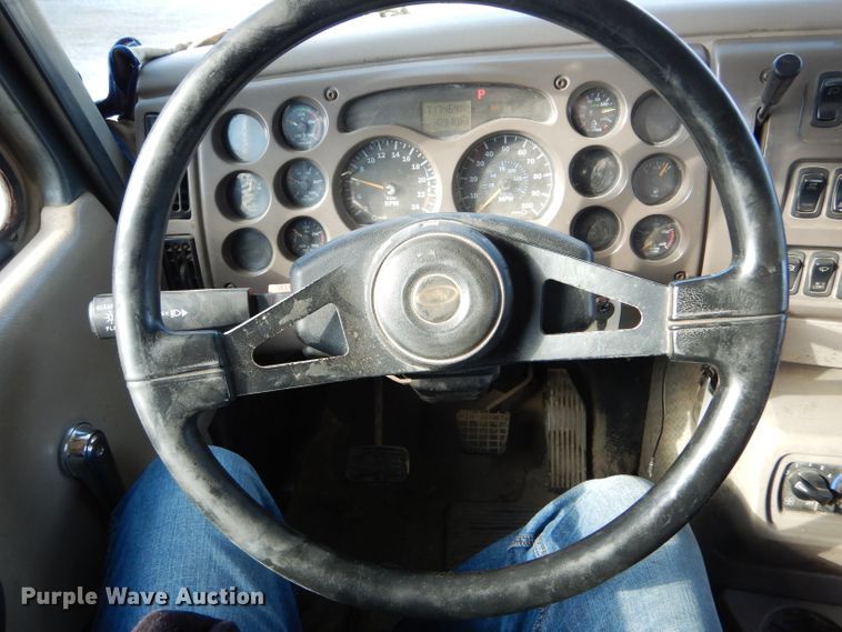 image for item DH6790 2001 Mack CX613 dump truck