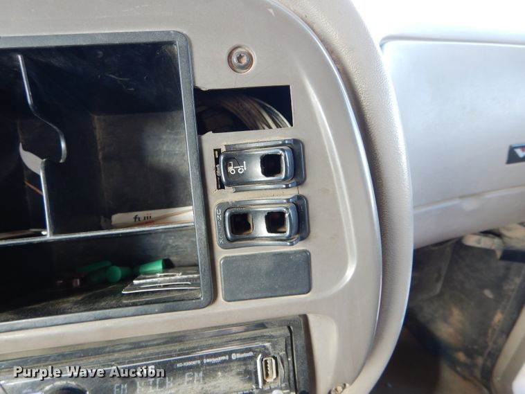 image for item DH6790 2001 Mack CX613 dump truck