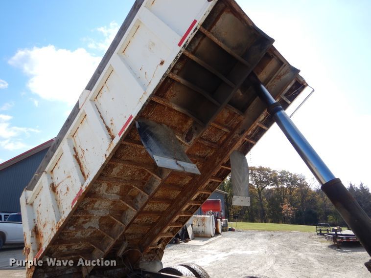 image for item DH6790 2001 Mack CX613 dump truck