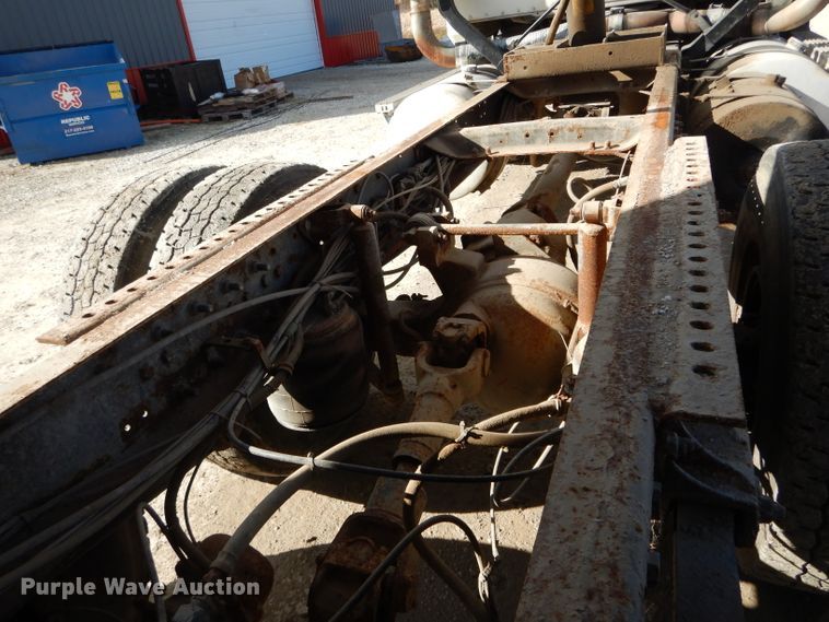 image for item DH6790 2001 Mack CX613 dump truck