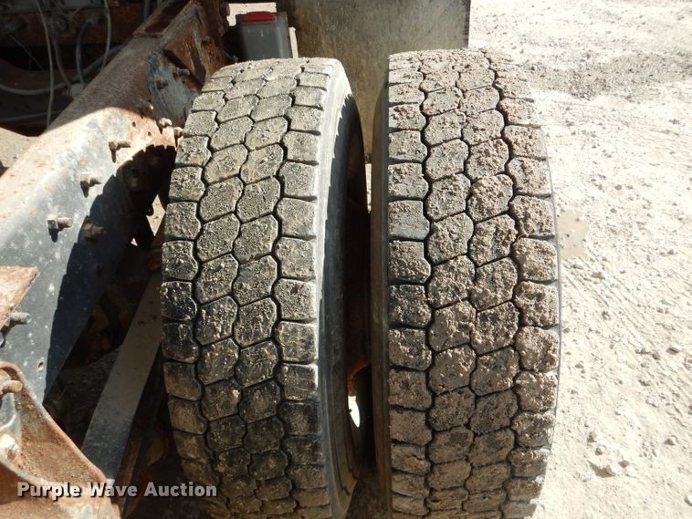 image for item DH6790 2001 Mack CX613 dump truck