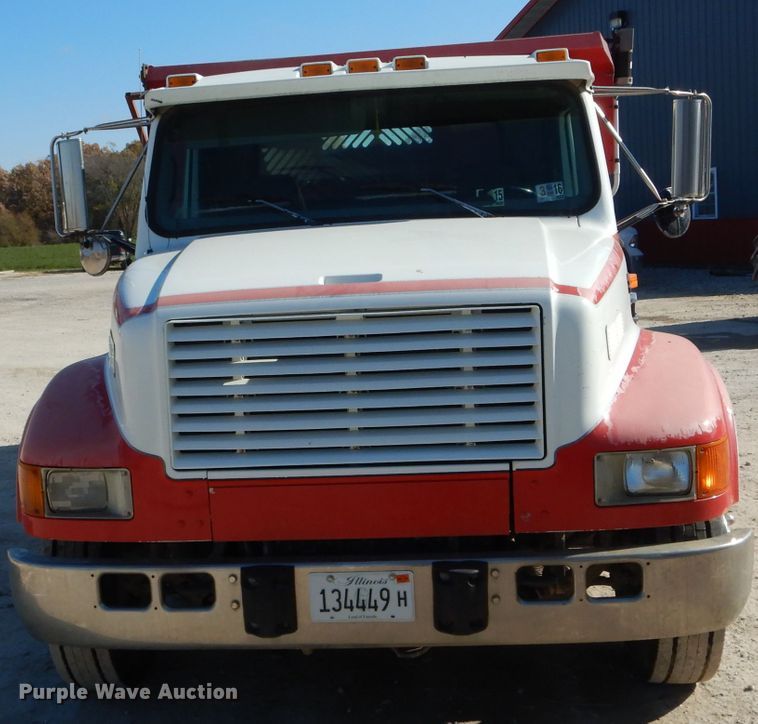 image for item DH6793 1998 International 4700 dump truck
