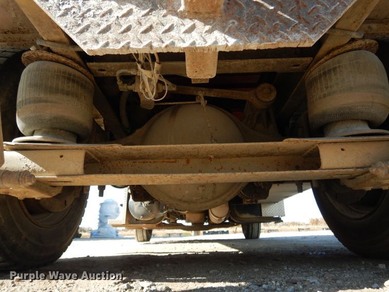 image for item DH6793 1998 International 4700 dump truck
