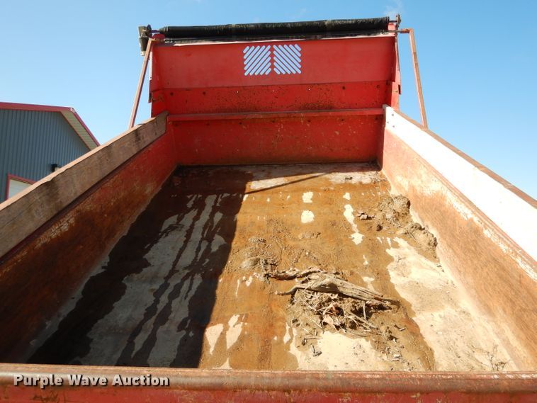 image for item DH6793 1998 International 4700 dump truck