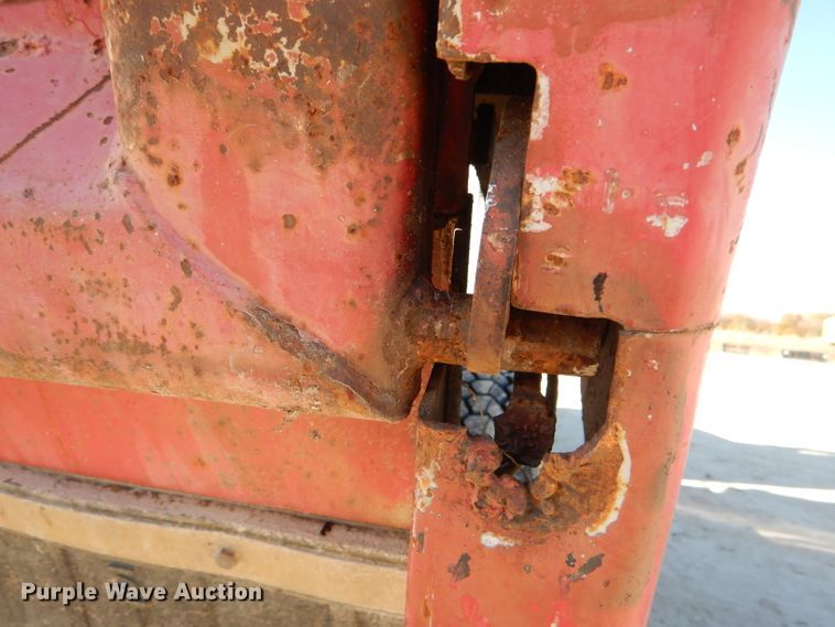 image for item DH6793 1998 International 4700 dump truck