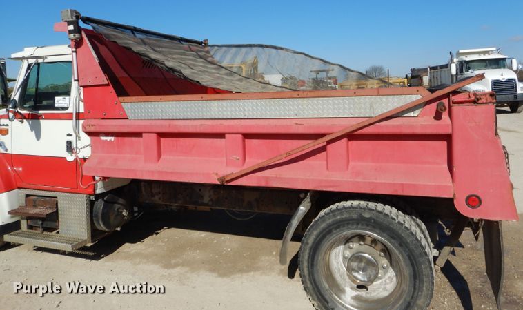 image for item DH6793 1998 International 4700 dump truck