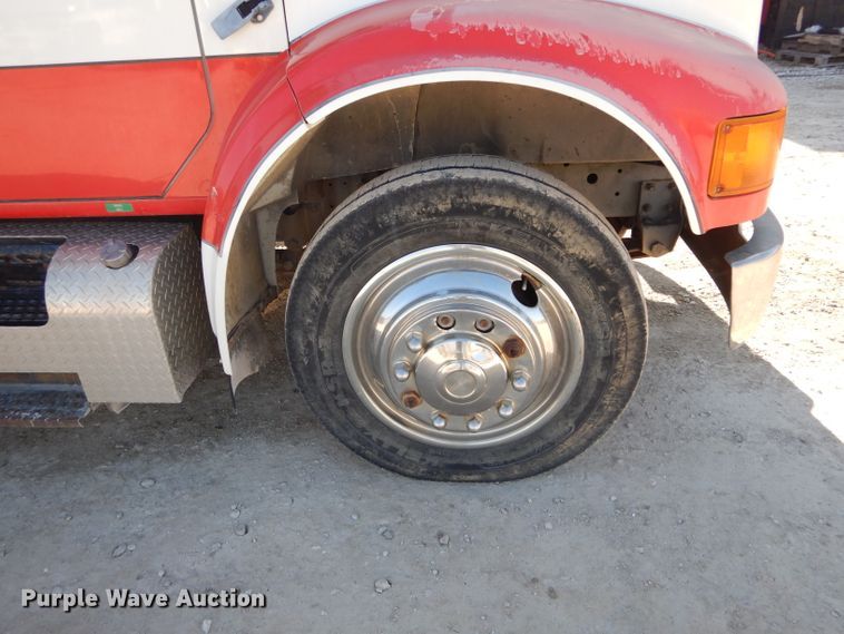 image for item DH6793 1998 International 4700 dump truck