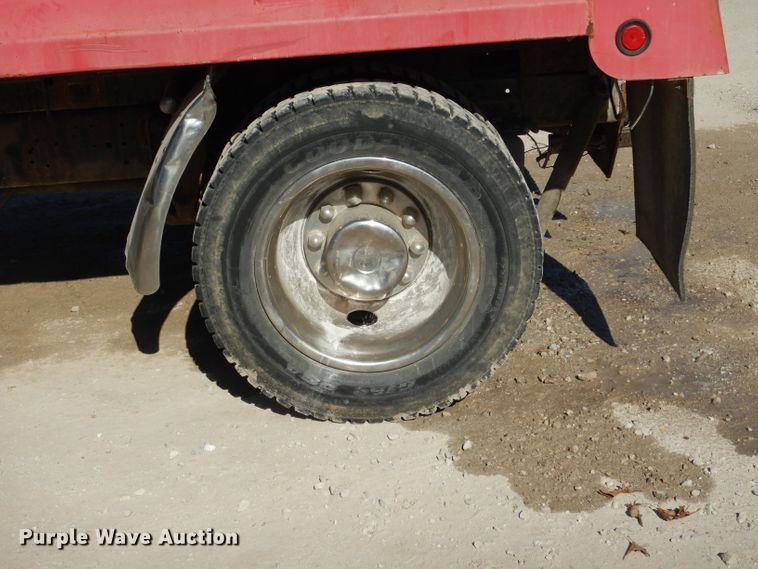 image for item DH6793 1998 International 4700 dump truck